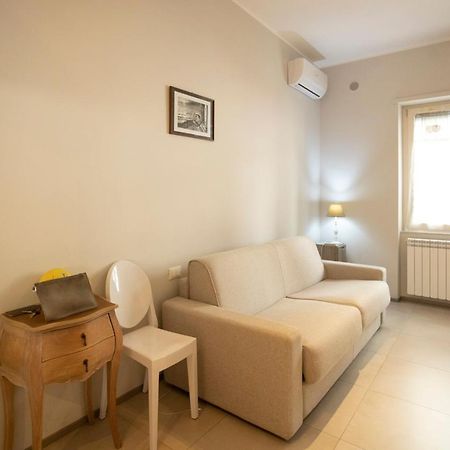 La Casa Degli Angeli Apartment ซาแลร์โน ภายนอก รูปภาพ