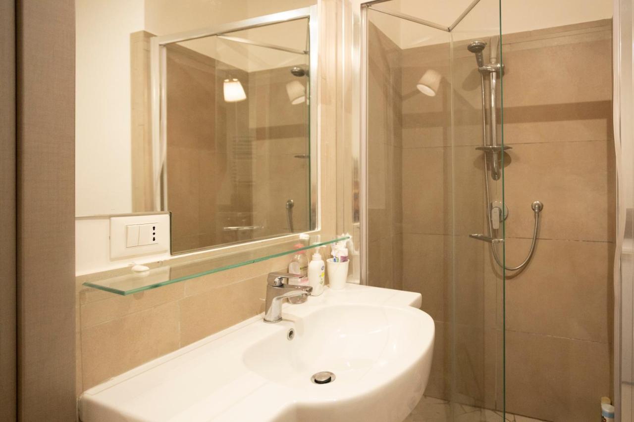La Casa Degli Angeli Apartment ซาแลร์โน ภายนอก รูปภาพ